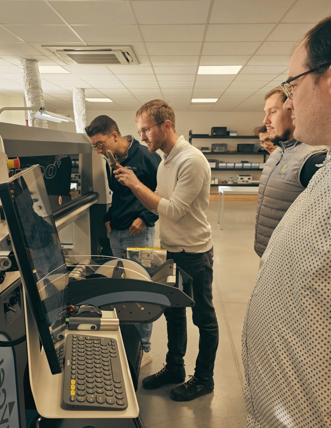 client visite le ruban led français